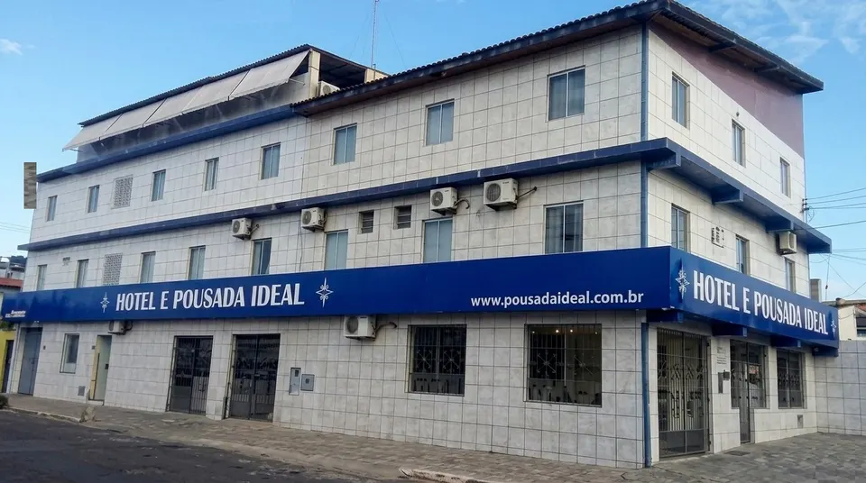 Fachada do hotel
